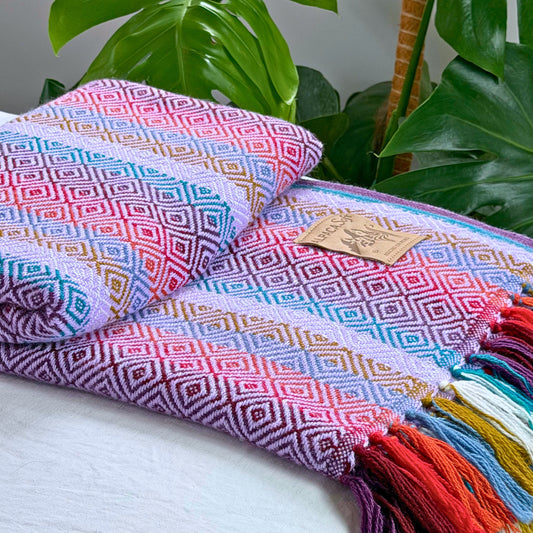 Andean Blanket No. 09 - handwoven lilac diamond weave