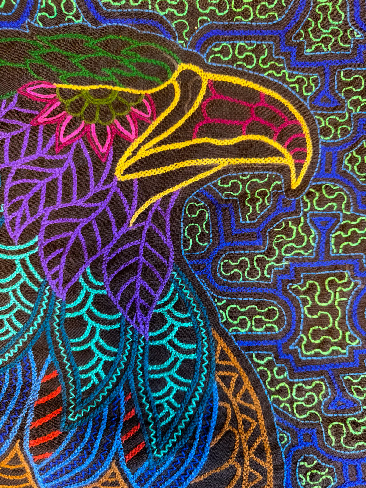 Shipibo Eagle Vision — Hand-Embroidered Ceremonial Tapestry